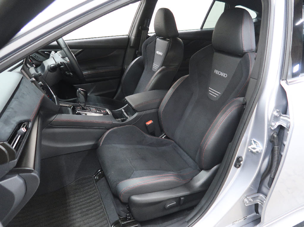 スバル レヴォーグ ＳＴＩ　スポーツ　Ｒ　ＥＸ　ブラックリミ