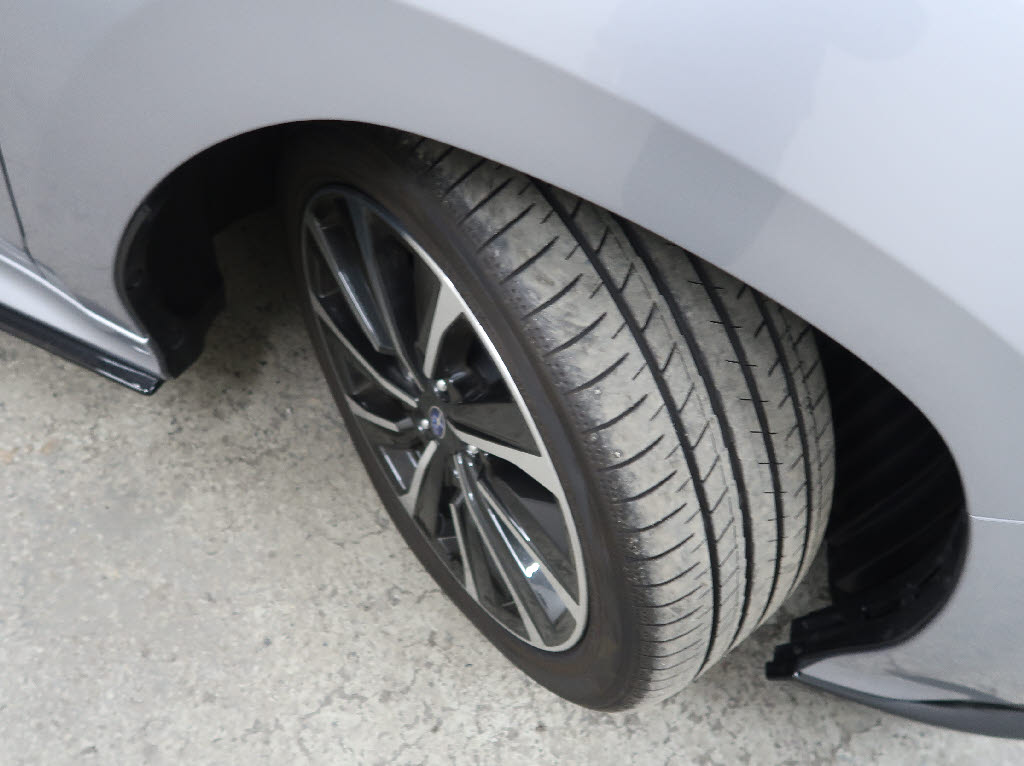 スバル レヴォーグ ＳＴＩ　スポーツ　Ｒ　ＥＸ　ブラックリミ