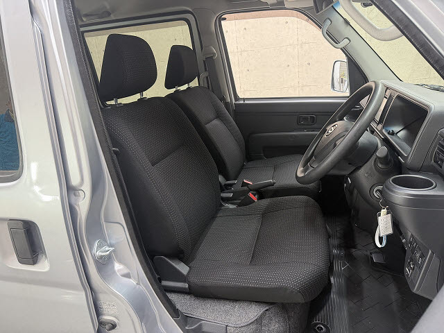 ダイハツ ハイゼットカーゴＶ クルーズ　SA3　HR