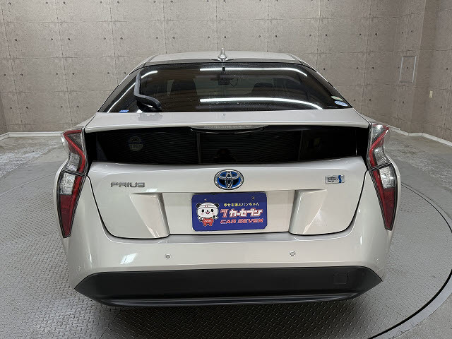 トヨタ プリウス Ｓ　セーフティプラス