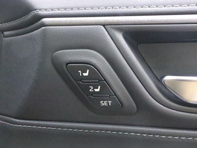 トヨタ ﾊﾘｱｰ ﾊｲﾌﾞﾘｯﾄﾞ Ｚ　レザーパッケージ