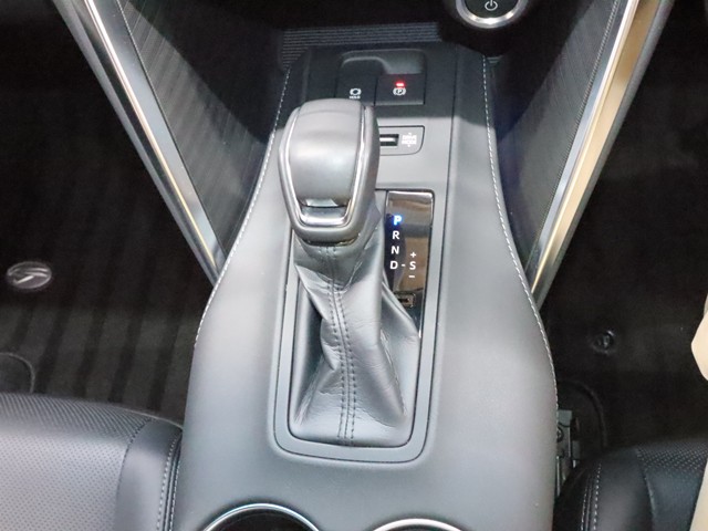 トヨタ ﾊﾘｱｰ ﾊｲﾌﾞﾘｯﾄﾞ Ｚ　レザーパッケージ