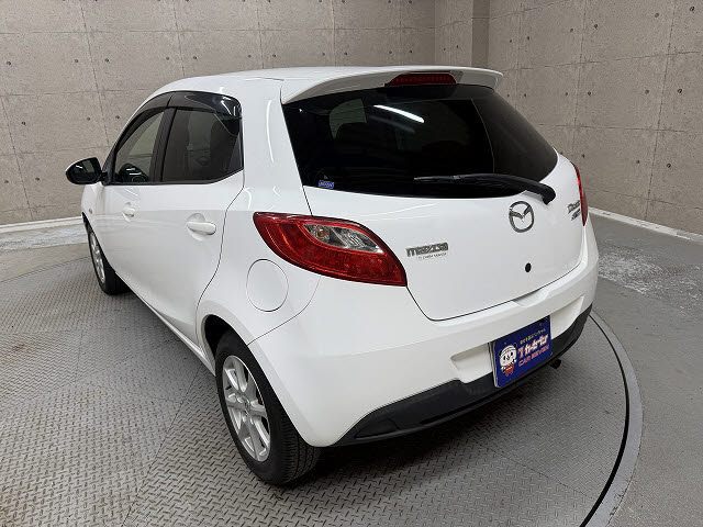 マツダ デミオ 13スカイアクティブ