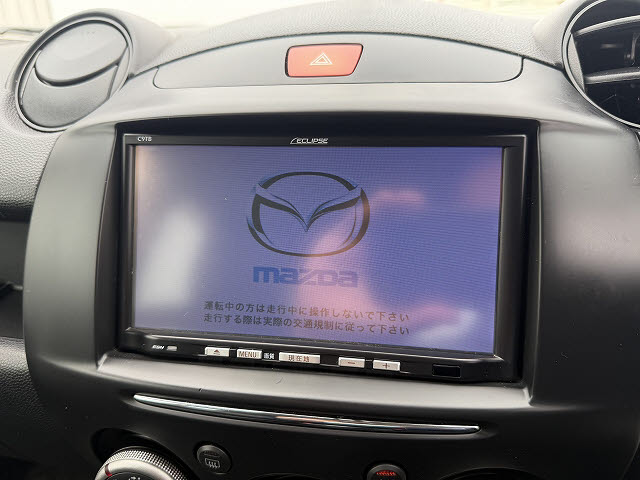 マツダ デミオ 13スカイアクティブ