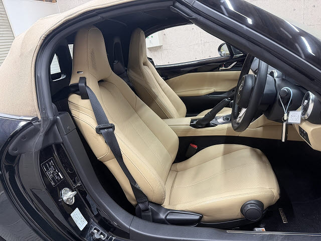 マツダ ロードスター Ｓ　レザーパッケージ　Ｖセレクション