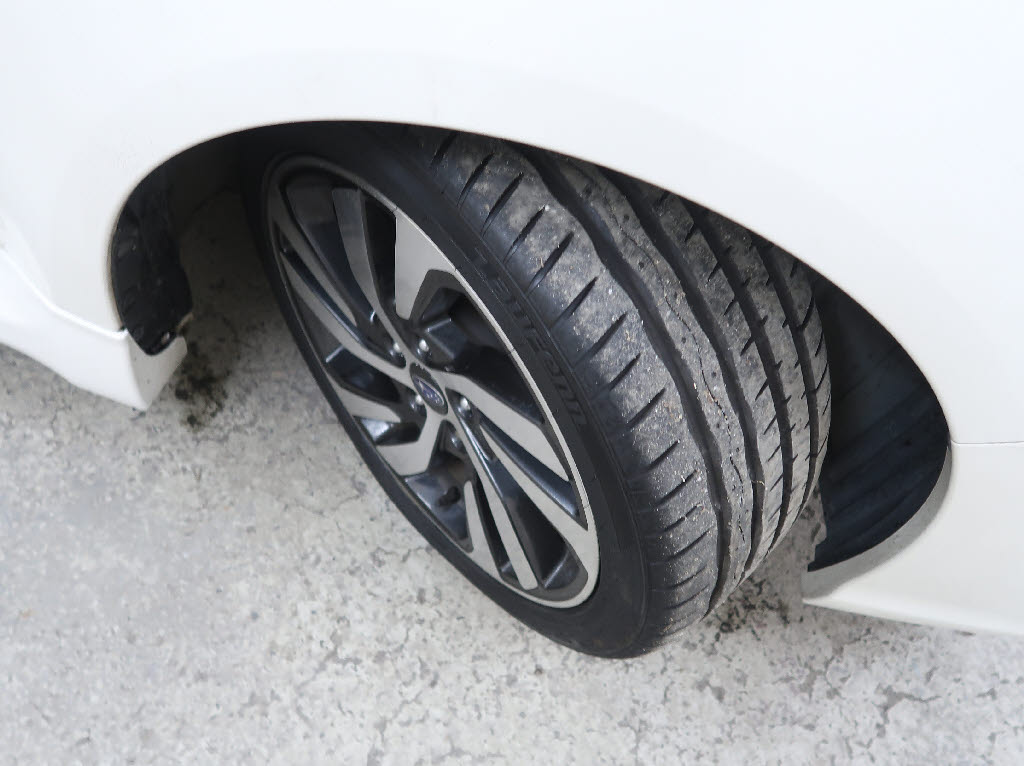 スバル レヴォーグ ２．０ＧＴ－Ｓ　アイサイト