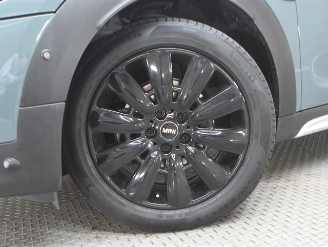 ＢＭＷ ＢＭＷ ミニ クーパーDクロスオーバー