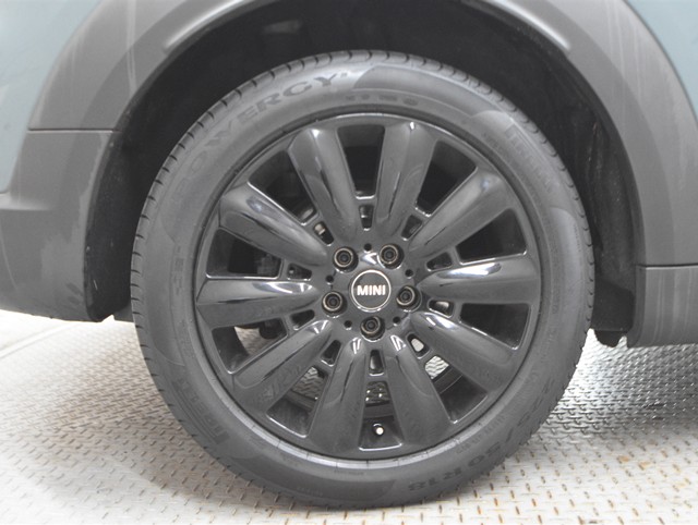 ＢＭＷ ＢＭＷ ミニ クーパーDクロスオーバー