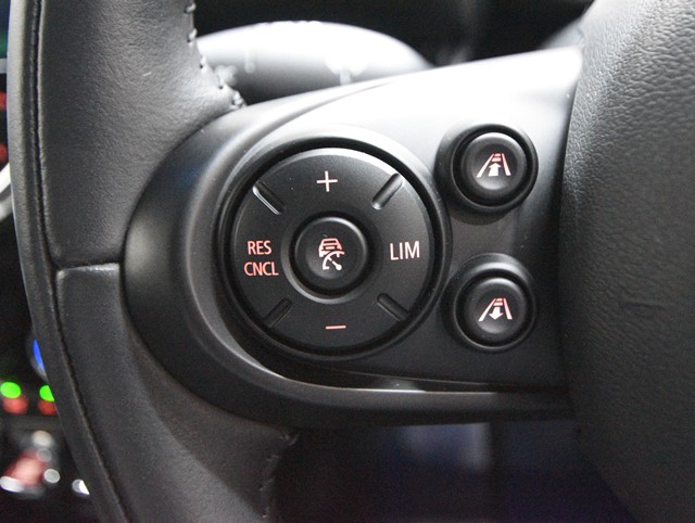 ＢＭＷ ＢＭＷ ミニ クーパーDクロスオーバー