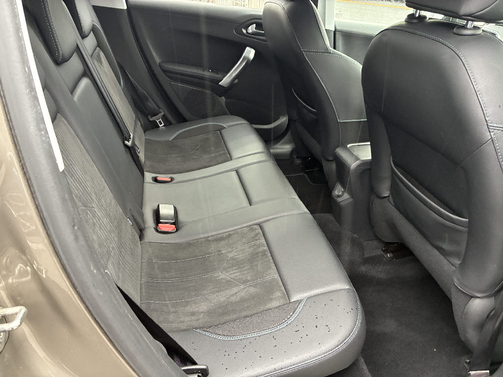 プジョー プジョー２００８ クロスシティ