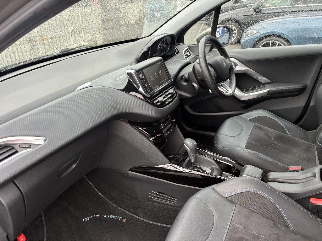 プジョー プジョー２００８ クロスシティ