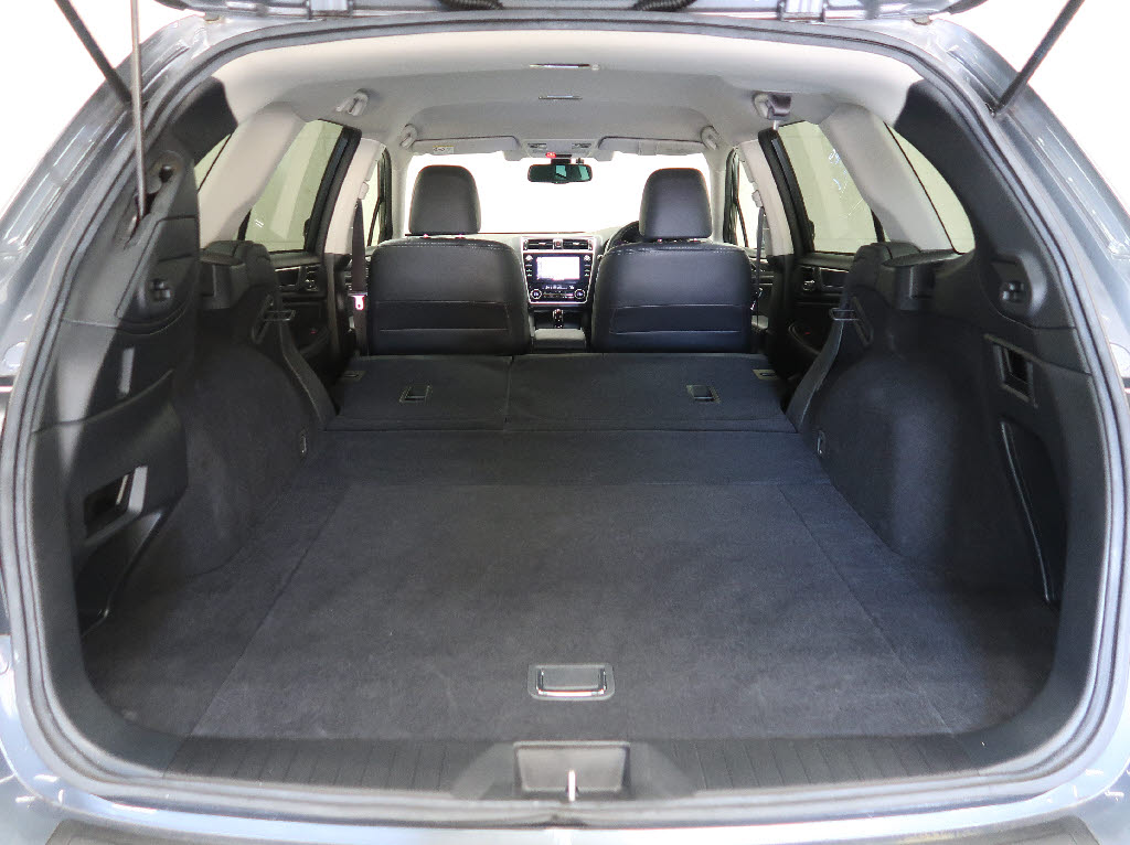 スバル ﾚｶﾞｼｨｱｳﾄﾊﾞｯｸ リミテッド