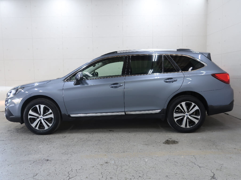 スバル ﾚｶﾞｼｨｱｳﾄﾊﾞｯｸ リミテッド