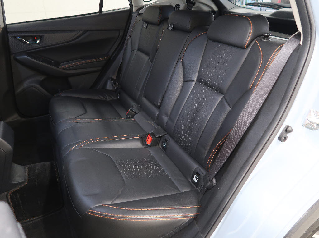 スバル ＸＶ ２．０ｉ－Ｓ　アイサイト　ブラックレザー