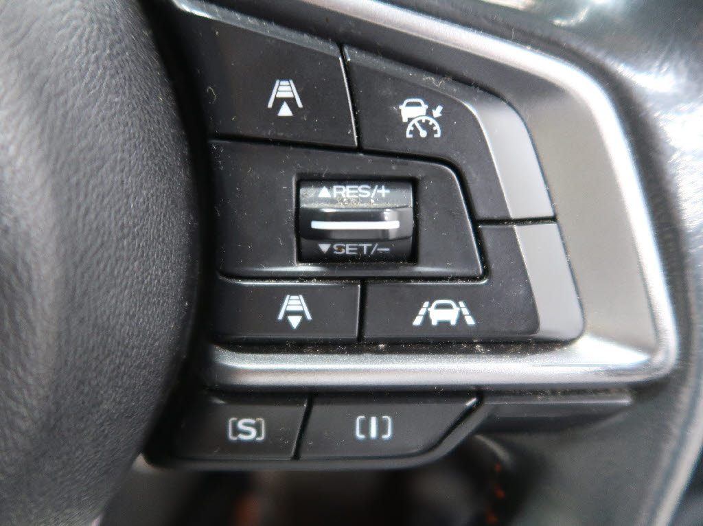 スバル ＸＶ ２．０ｉ－Ｓ　アイサイト　ブラックレザー