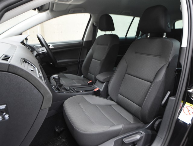 フォルクスワーゲン ＶＷゴルフヴァリアント TSIコンフォートラインマイスター