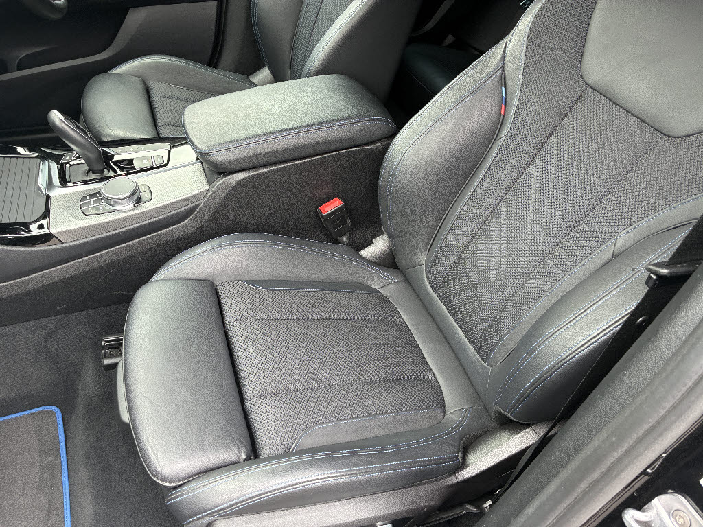 ＢＭＷ ＢＭＷ Ｘ３ ｘＤｒｉｖｅ２０ｄ　Ｍスポーツ