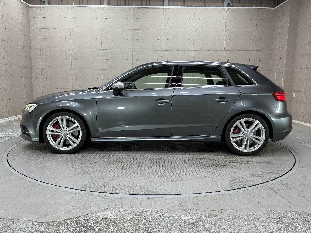 アウディ ｱｳﾃﾞｨ S3 2.0クワトロ