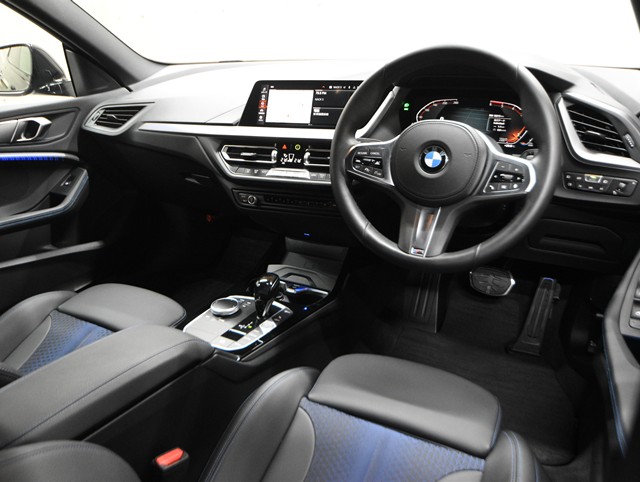 ＢＭＷ ＢＭＷ ２シリーズ 218dグランクーペ　Mスポーツ　EDｼﾞｮｲﾌﾟﾗｽ