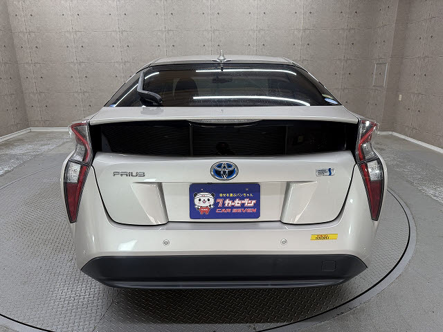 トヨタ プリウス Ｓ　セーフティプラス