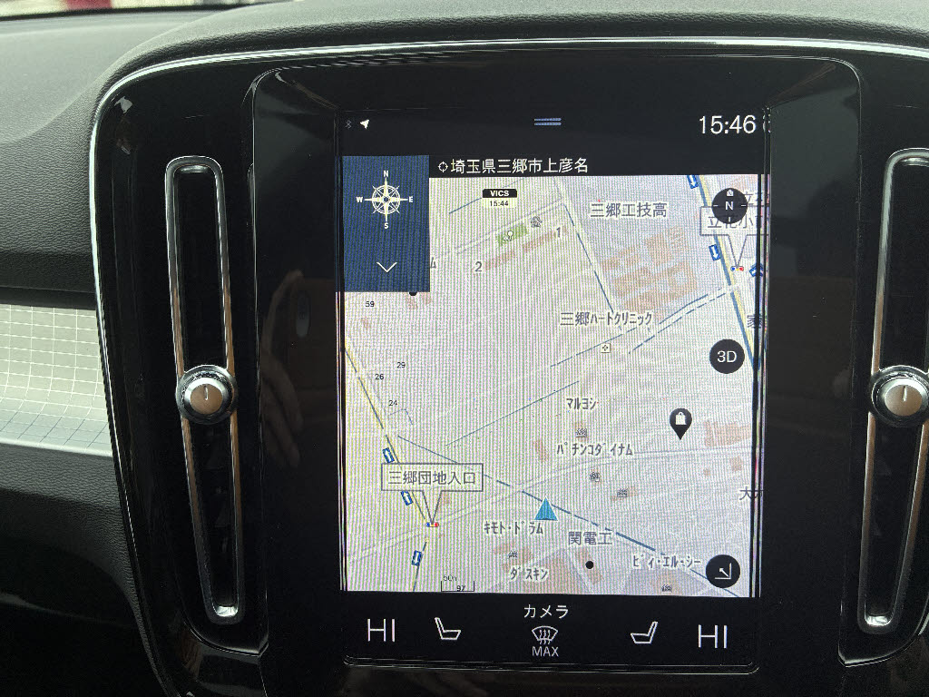 ボルボ ボルボ ＸＣ４０ Ｂ４　モメンタム