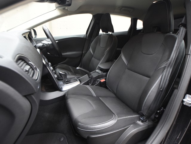 ボルボ ボルボ Ｖ４０ T3タックエディション