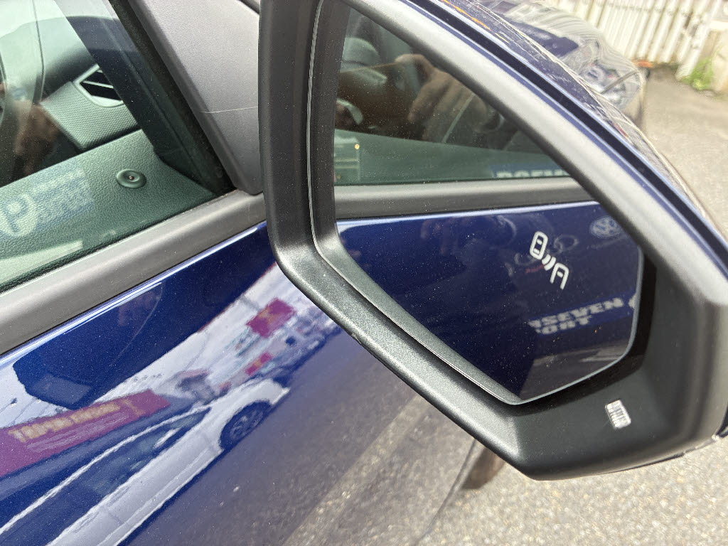 アウディ ｱｳﾃﾞｨ A1 ｽﾎﾟｰﾂﾊﾞｯｸ ２５　ＴＦＳＩ　アドバンスド
