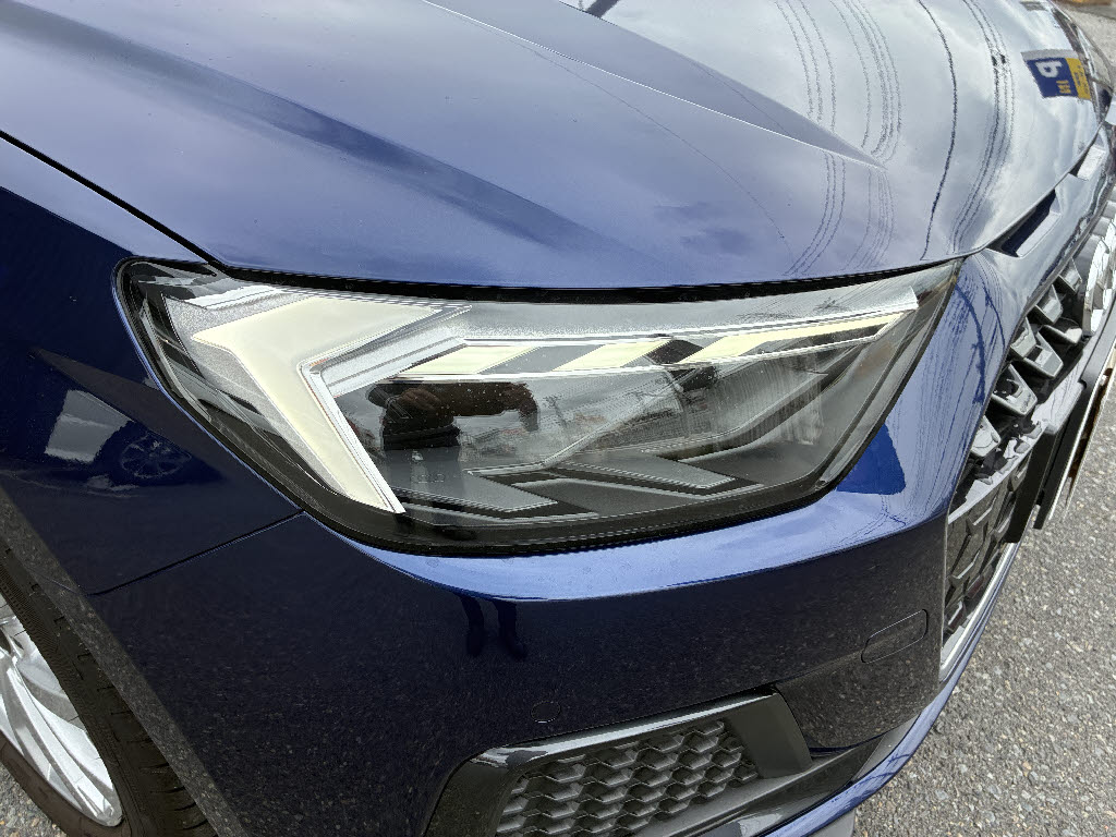 アウディ ｱｳﾃﾞｨ A1 ｽﾎﾟｰﾂﾊﾞｯｸ ２５　ＴＦＳＩ　アドバンスド