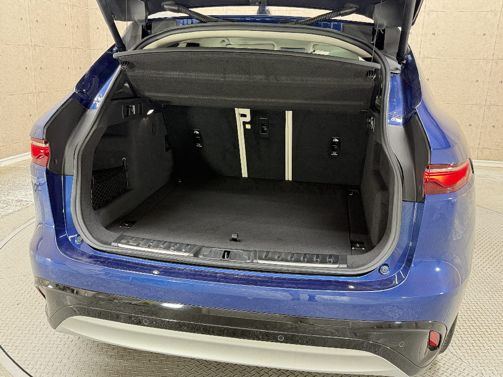 その他輸入車 ジャガー Ｆペイス Ｒ－ダイナミック　ＨＳＥ　Ｐ２５０　ＡＷ