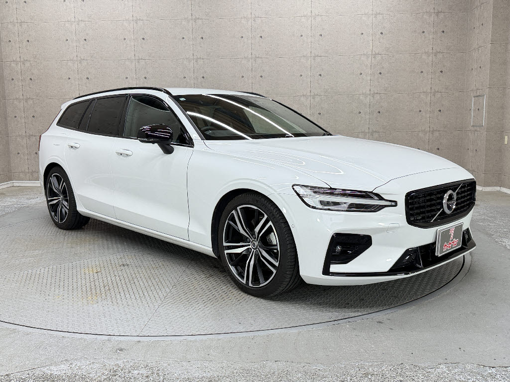 ボルボ ボルボ Ｖ６０ Ｂ５　Ｒデザイン