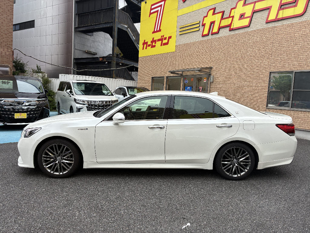 トヨタ クラウンＨＶ アスリート　Ｓ　Ｊ－フロンティア