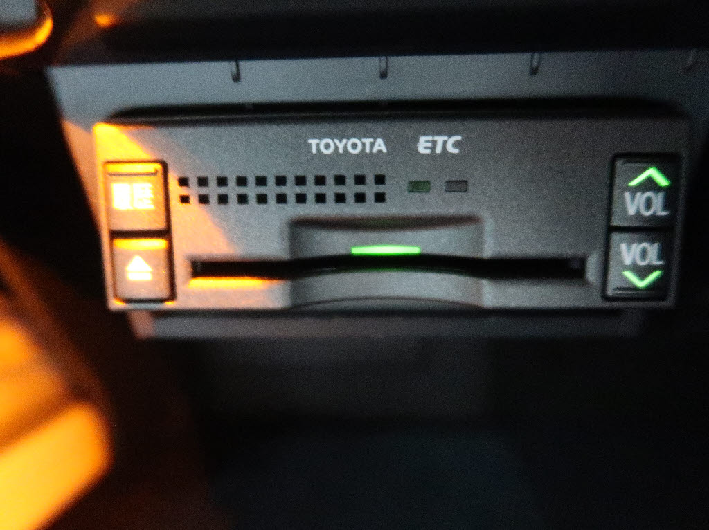 トヨタ クラウン ロイヤルサルーン