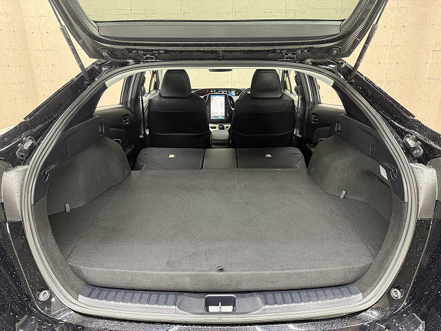 トヨタ プリウスＰＨＶ Sナビパッケージ