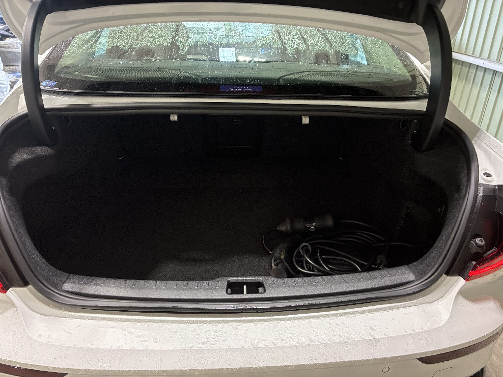 ボルボ ボルボ Ｓ６０ リチャージ　アルティメット　Ｔ６　ＡＷＤ