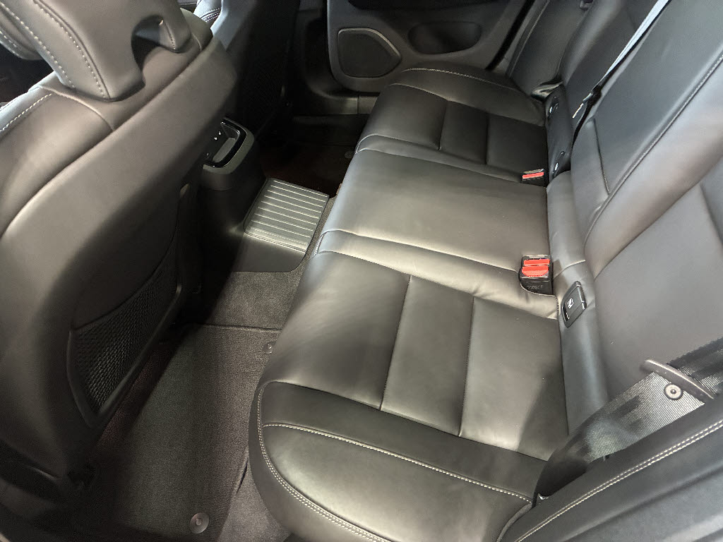 ボルボ ボルボ Ｓ６０ リチャージ　アルティメット　Ｔ６　ＡＷＤ