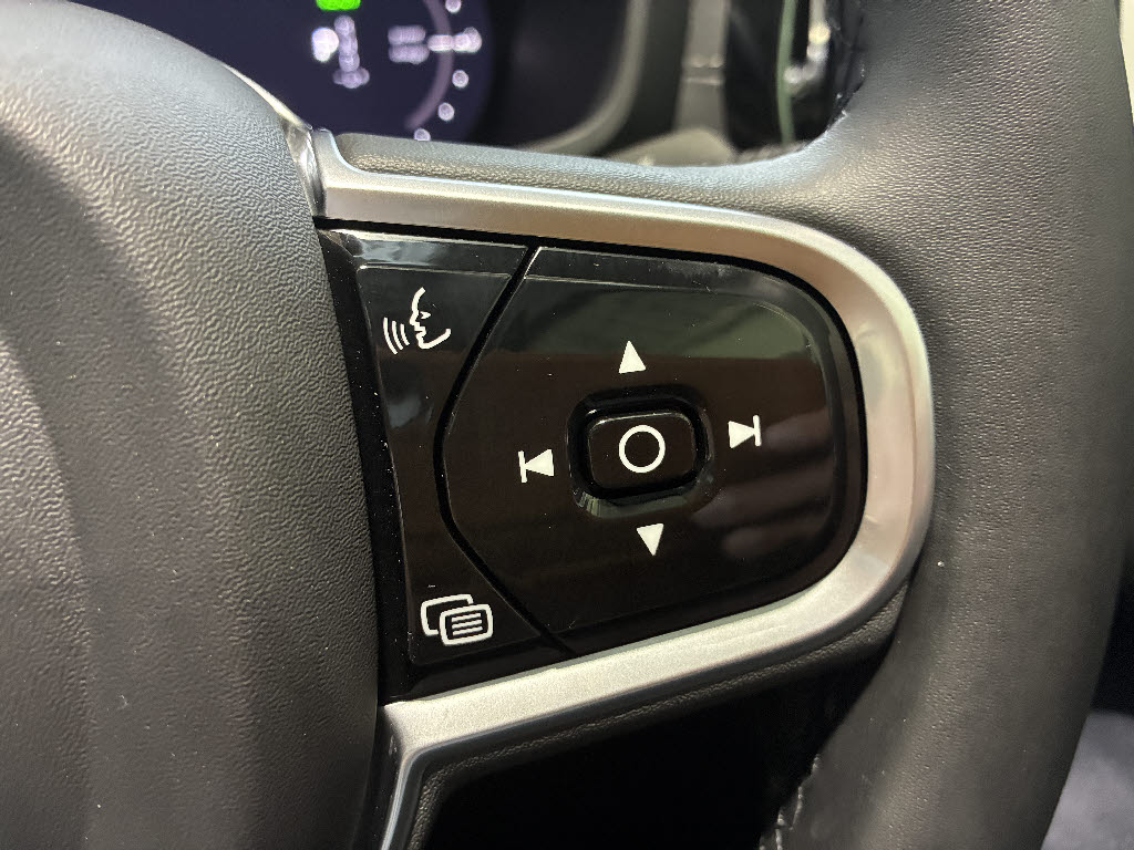 ボルボ ボルボ Ｓ６０ リチャージ　アルティメット　Ｔ６　ＡＷＤ