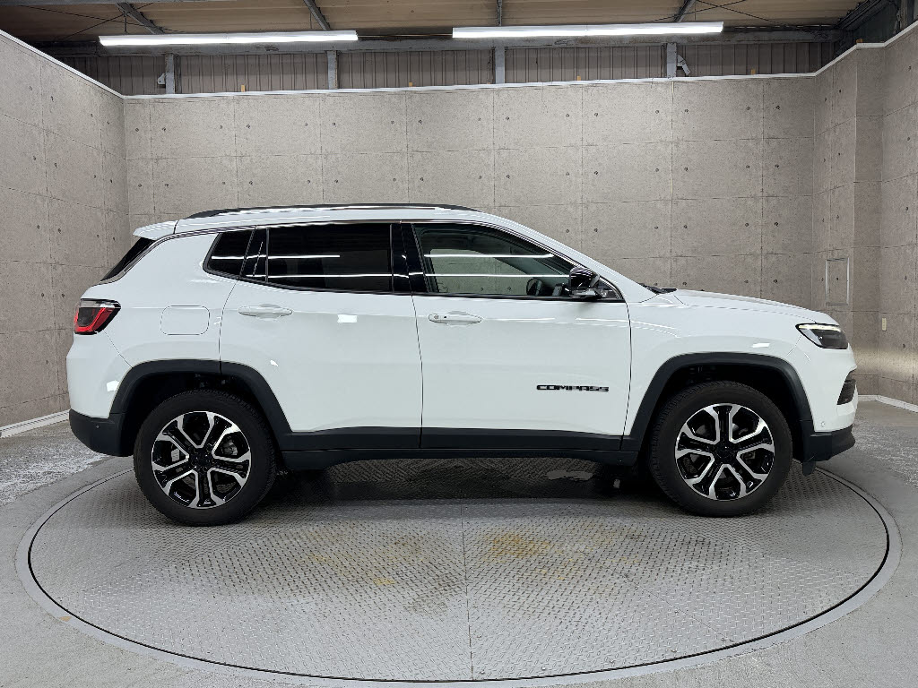 その他輸入車 ｼﾞｰﾌﾟ ｺﾝﾊﾟｽ リミテッド