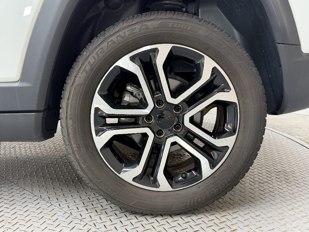 その他輸入車 ｼﾞｰﾌﾟ ｺﾝﾊﾟｽ リミテッド