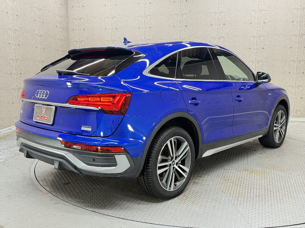 アウディ ｱｳﾃﾞｨ Q5 ファーストエディション