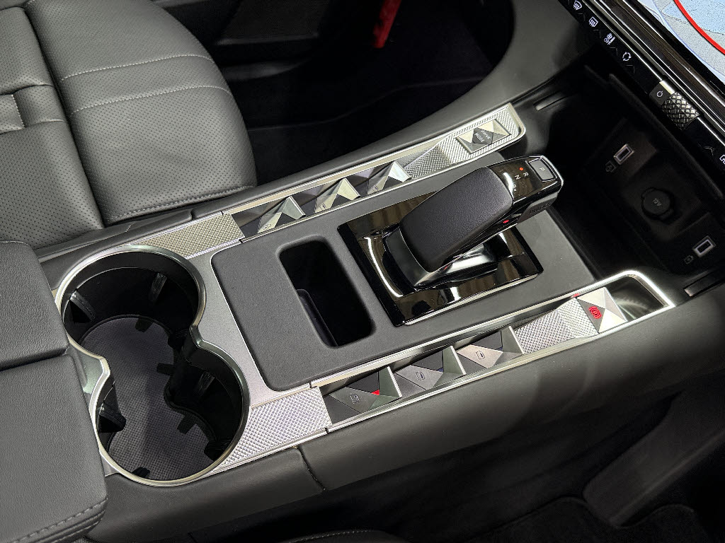 シトロエン シトロエン ＤＳ７ オペラ　E-TENSE