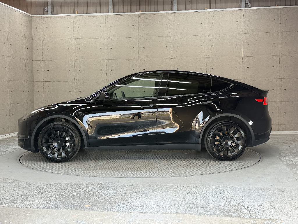 その他輸入車 テスラ モデルＹ ＡＷＤ　ロングレンジ　デュアルモーター