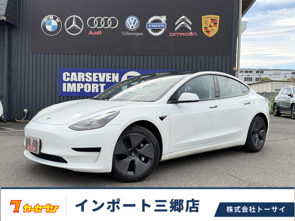 その他輸入車 テスラ モデル３