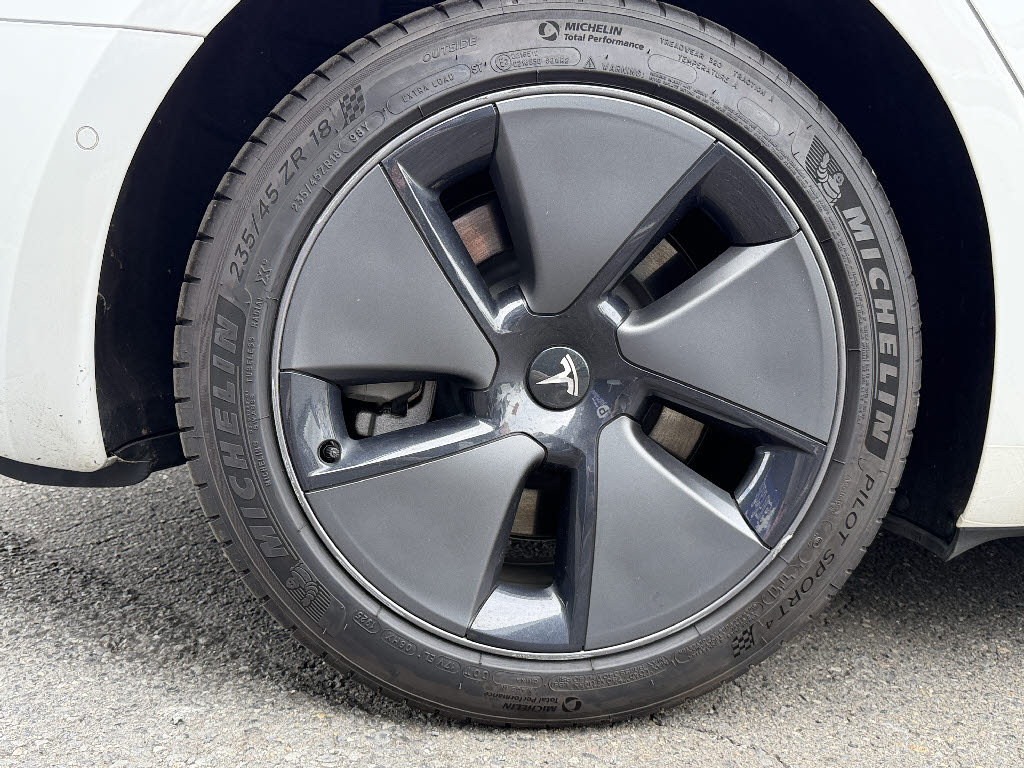 その他輸入車 テスラ モデル３ ＲＷＤ