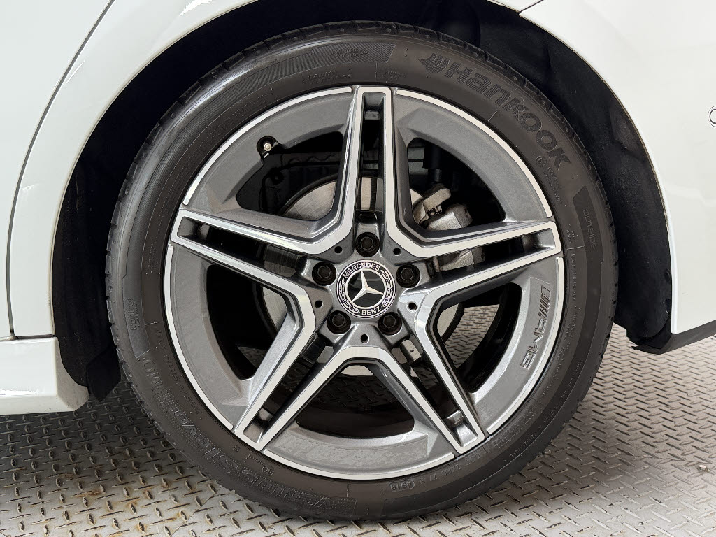 メルセデスベンツ ﾒﾙｾﾃﾞｽﾍﾞﾝﾂ Aｸﾗｽ Ａ２００ｄ