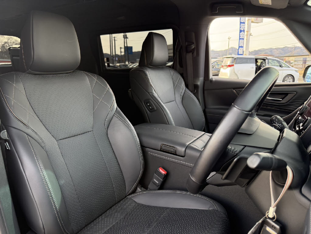 トヨタ ｳﾞｪﾙﾌｧｲｱﾊｲﾌﾞﾘｯﾄﾞ Z ﾌﾟﾚﾐｱ