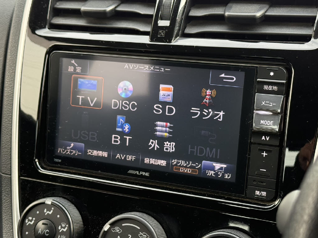 トヨタ ラクティス X