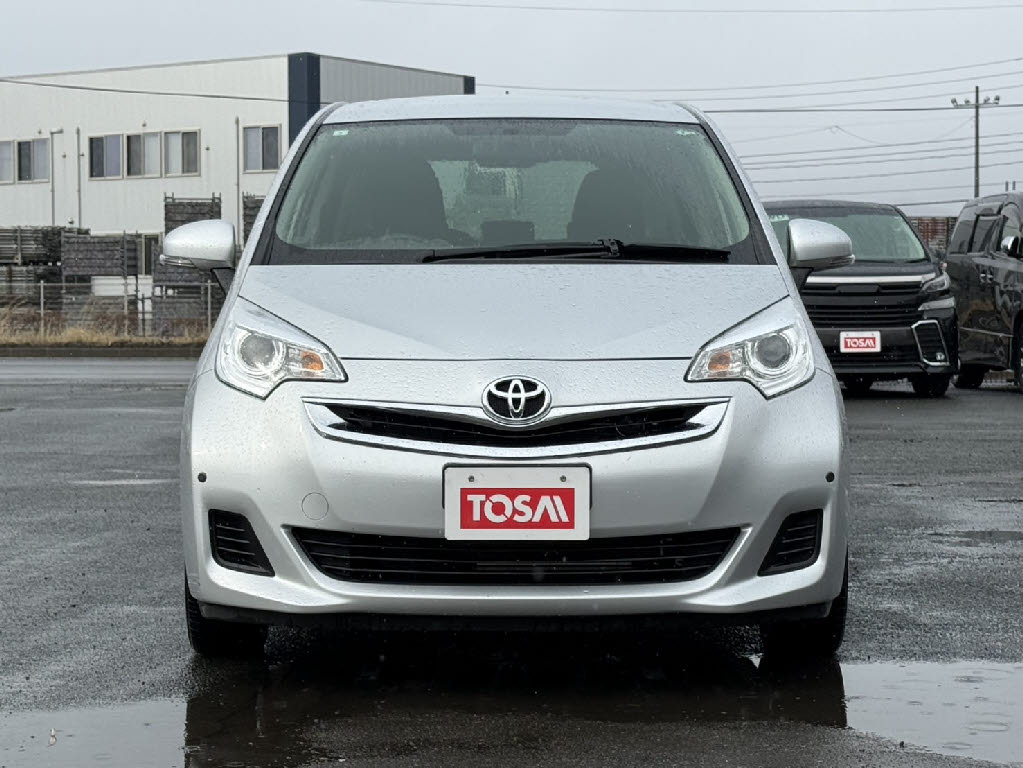 トヨタ ラクティス X