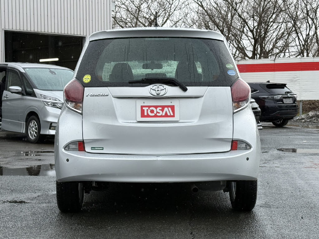 トヨタ ラクティス X