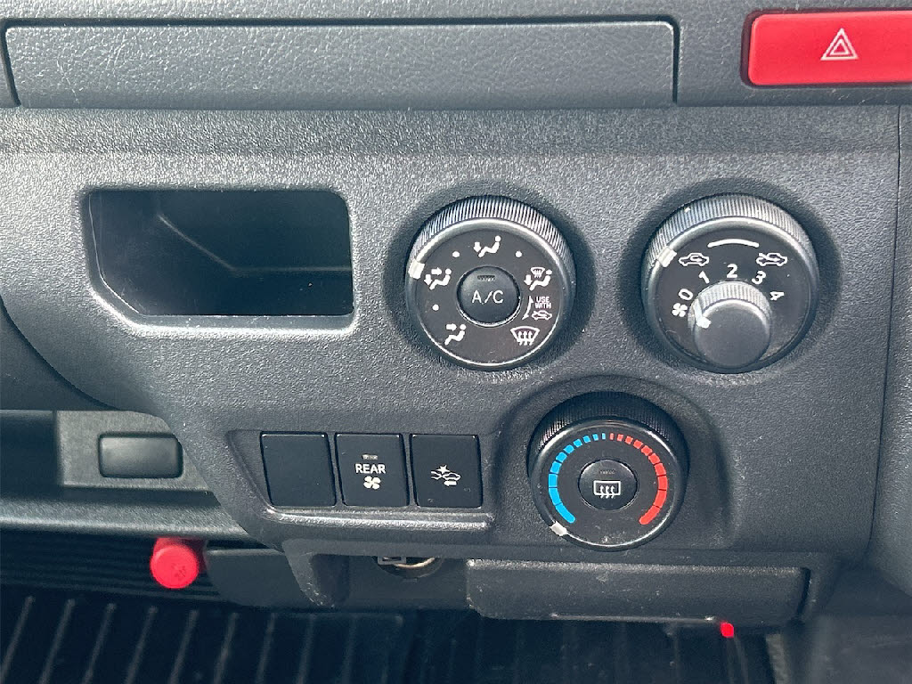 トヨタ ハイエースＶ 4WD DX 9人乗