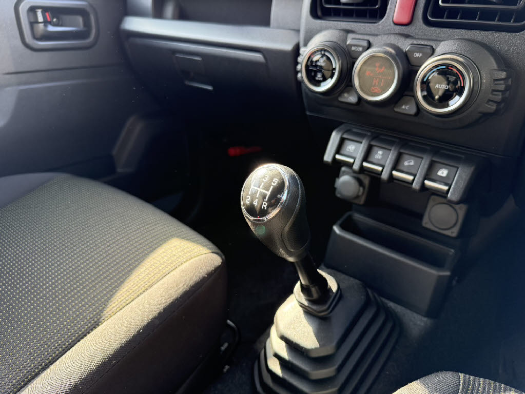 スズキ ジムニーＷ 4WD XL